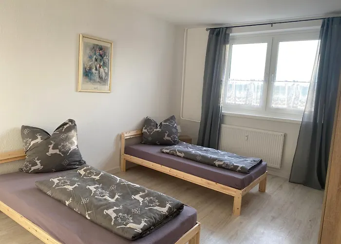 Wunderschöne Neue Ferien Und Monteurwohnung Thm 17 Apartment