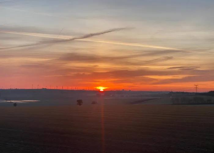 Wunderschöne Neue Ferien Und Monteurwohnung Thm 17 Apartment *