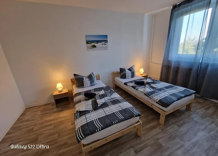 Apartment Wunderschöne Neue Ferien Und Monteurwohnung Thm 17 *
