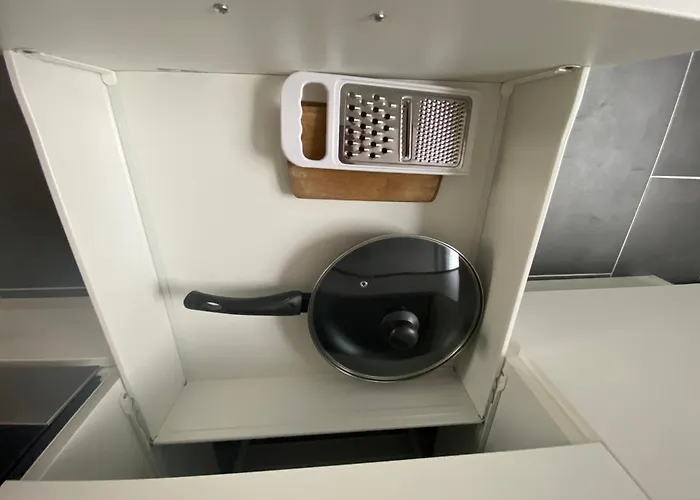 Apartment Wunderschöne Neue Ferien Und Monteurwohnung Thm 17