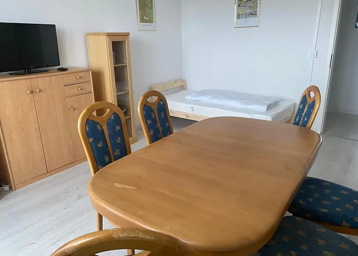 Wunderschöne Neue Ferien Und Monteurwohnung Thm 17 Apartment